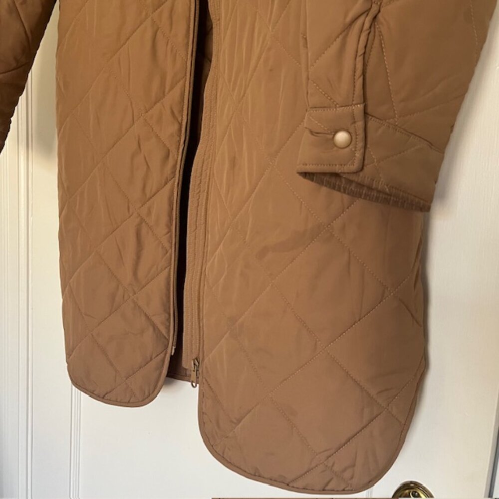 Quilted Camel Mid-length Coat with Shearling Collar | Size Medium - Picture 5 of 13